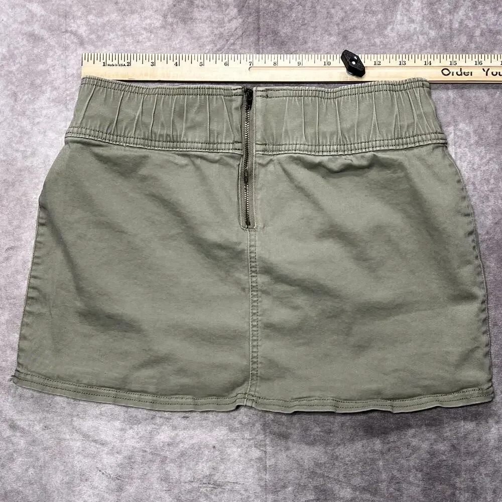 Hollister brand item